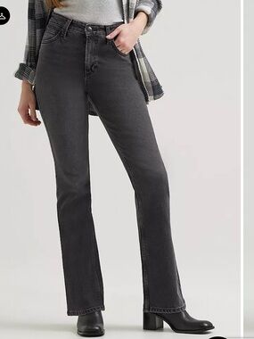 💙NWT Lee High-Rise Straight Leg Women’s Jeans - Washed Black Size 27M